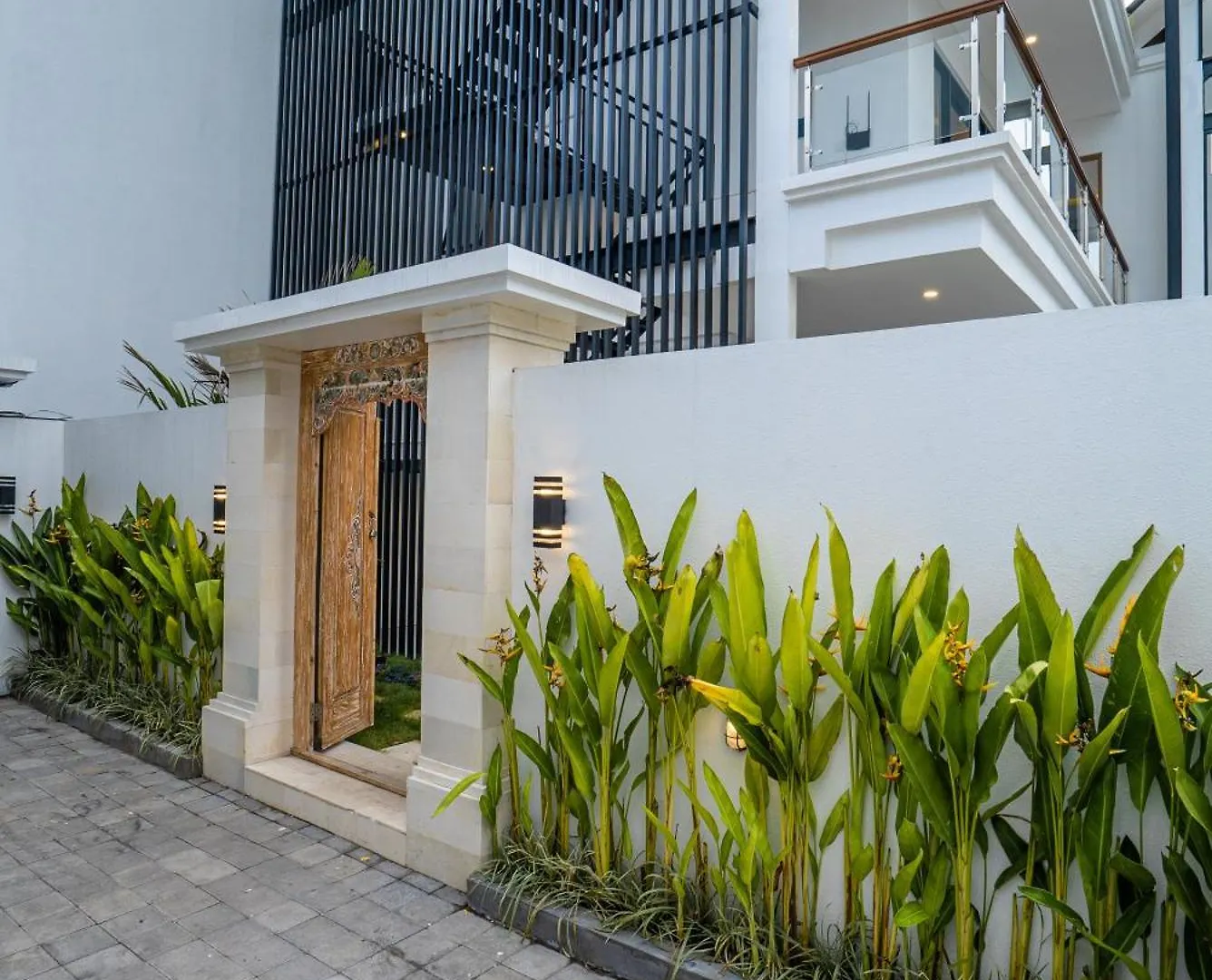 White Nights - 3Br Villa With Rooftop Near Canggu 0*, تْشانغو إندونيسيا