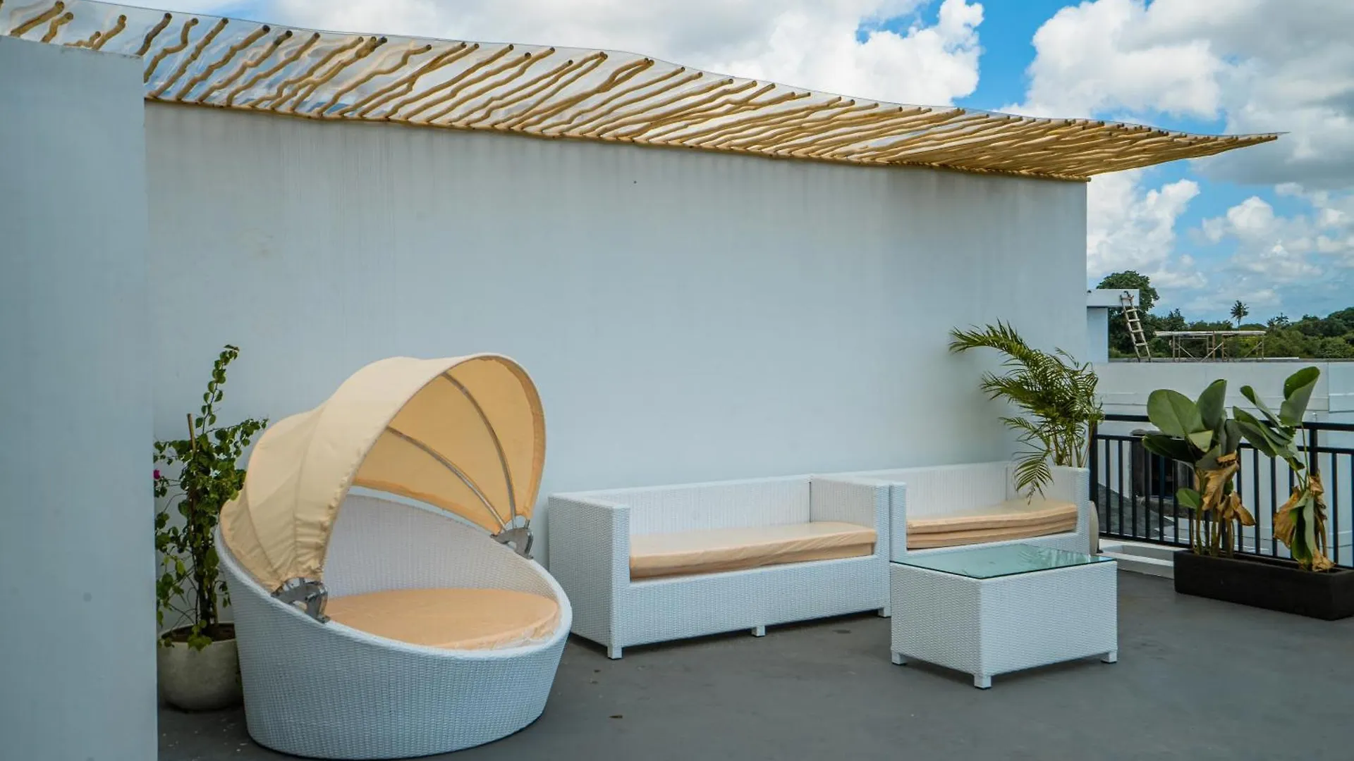 White Nights - 3Br Villa With Rooftop Near Canggu إندونيسيا